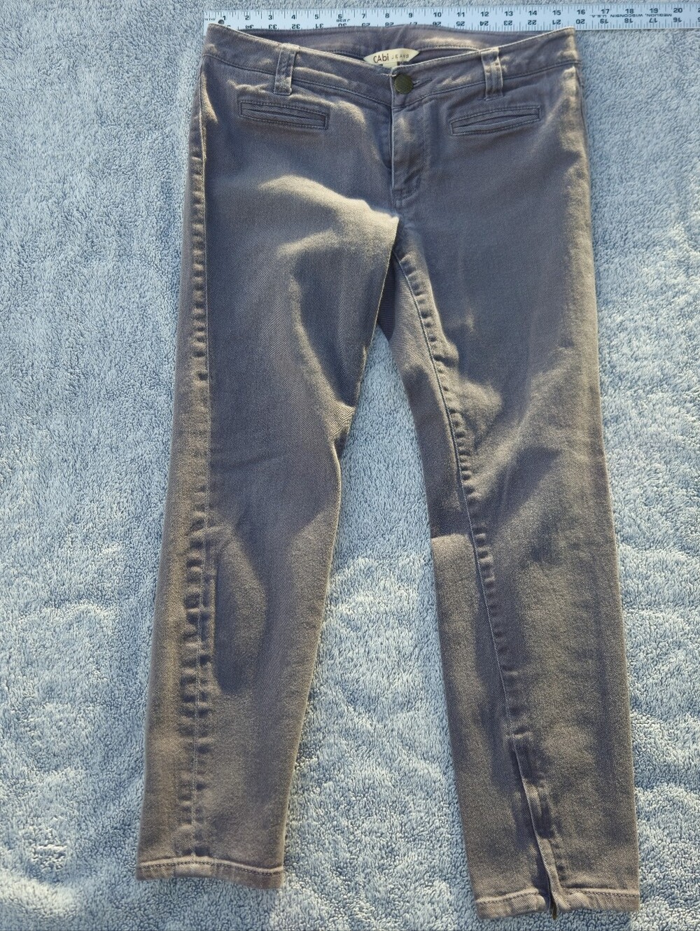 CAbi Womens Skinny Ankle Zip Jeans Size 6 in Gray Basket Weave Pocket Detail